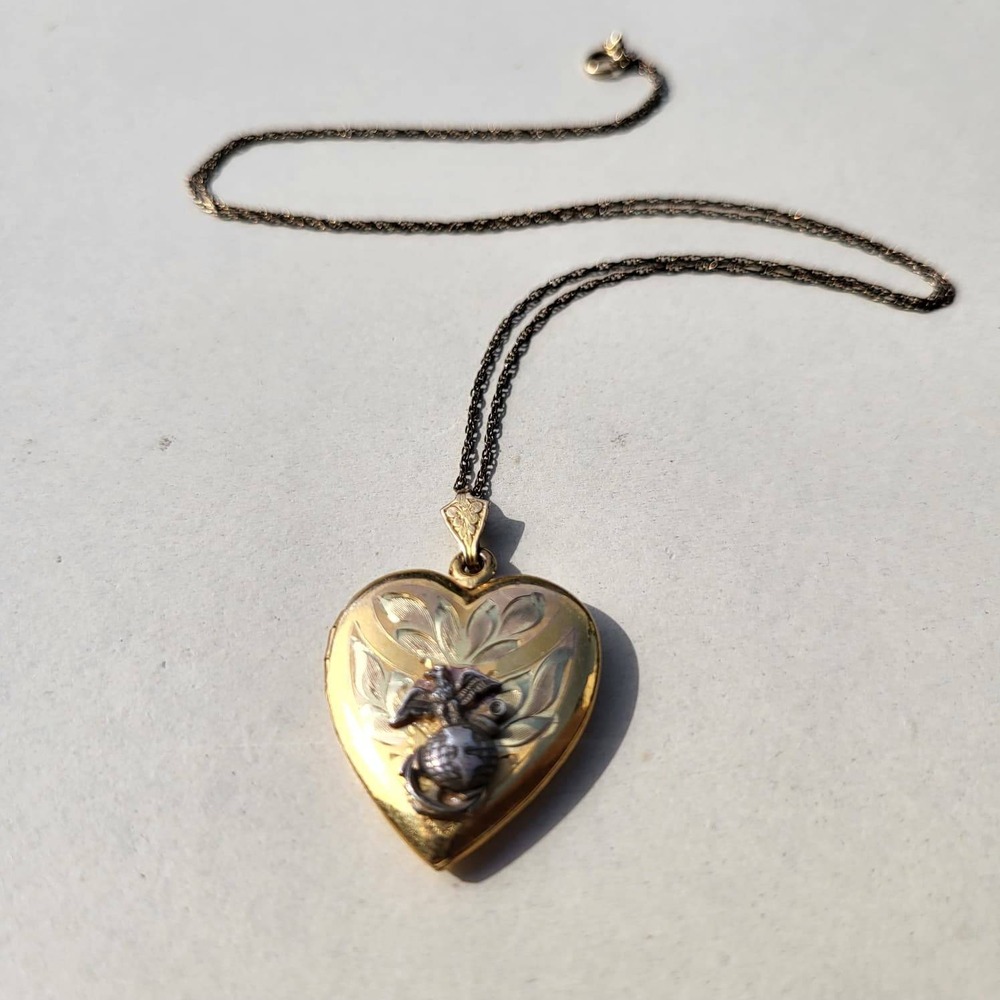 Vintage Dason 12k Gold Filled Heart Locket Necklace Gold USMC Marine Corps Bob